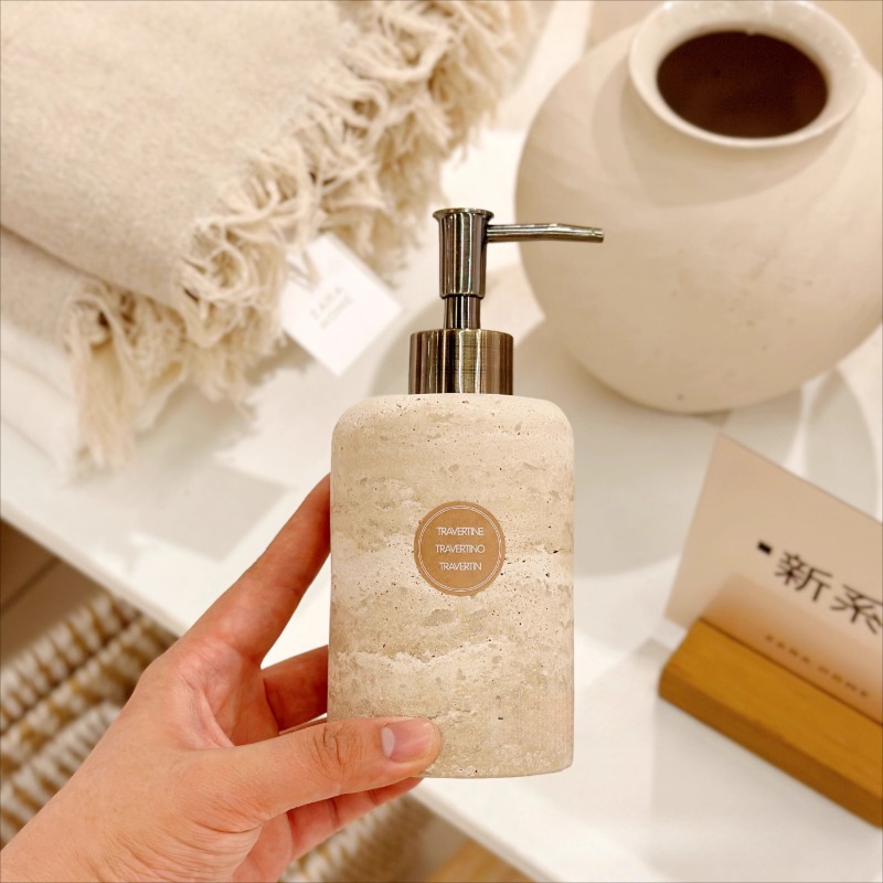 天然石ローションディスペンサー、詰め替え可能な石鹸ボトル、ス - Luxury Natural Skincare のレビューと価格